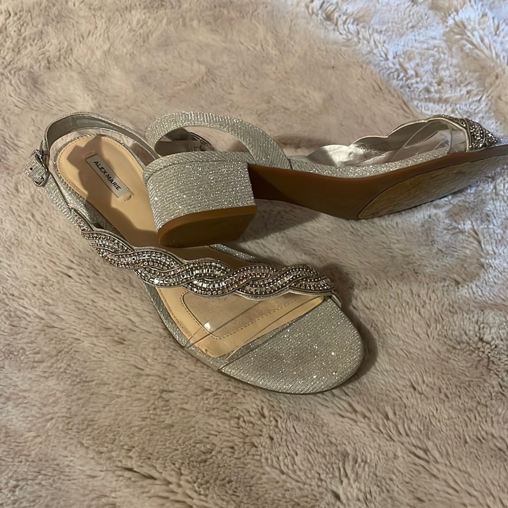 Alex Marie Size 10m